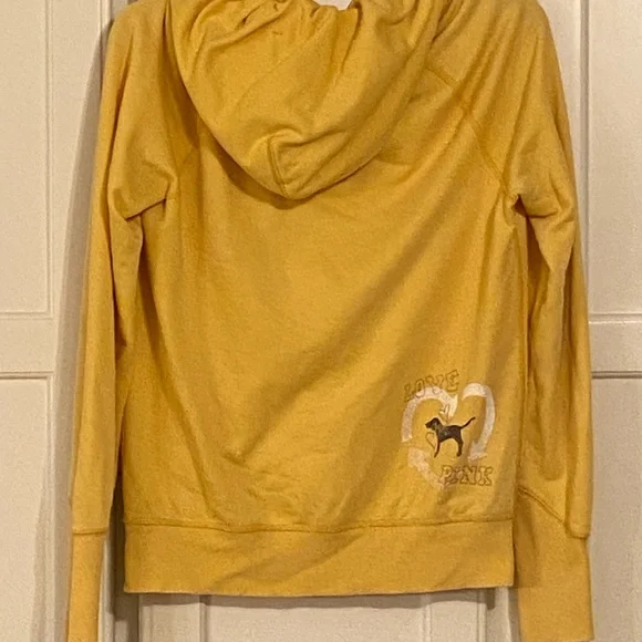 🩷🛍️New PINK Vintage Yellow Pullover Hoodie💛 - Picture 7 of 11